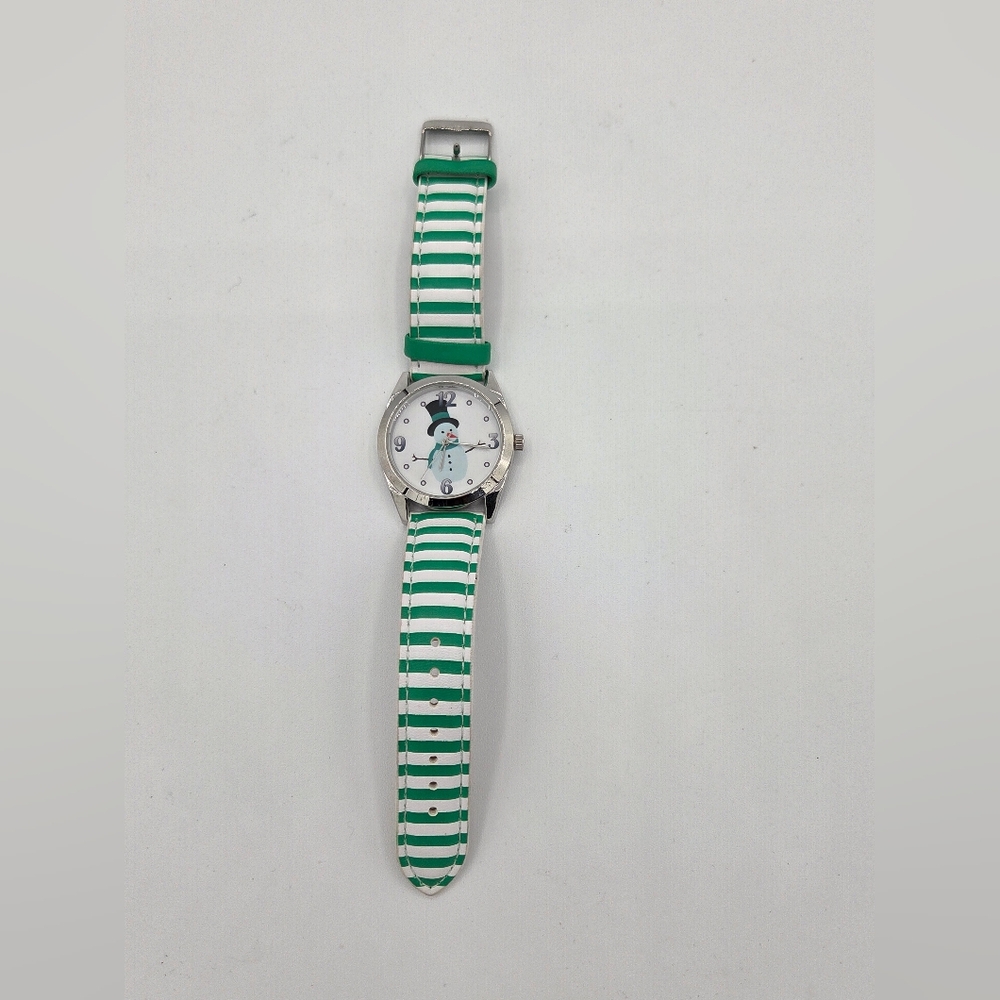 ⛄️ Cute Snowman Christmas Holiday Watch Green & White striped band